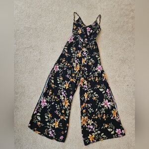 American Eagle Outfitters Black Floral Jumpsuit Women's Size Small S Open Back